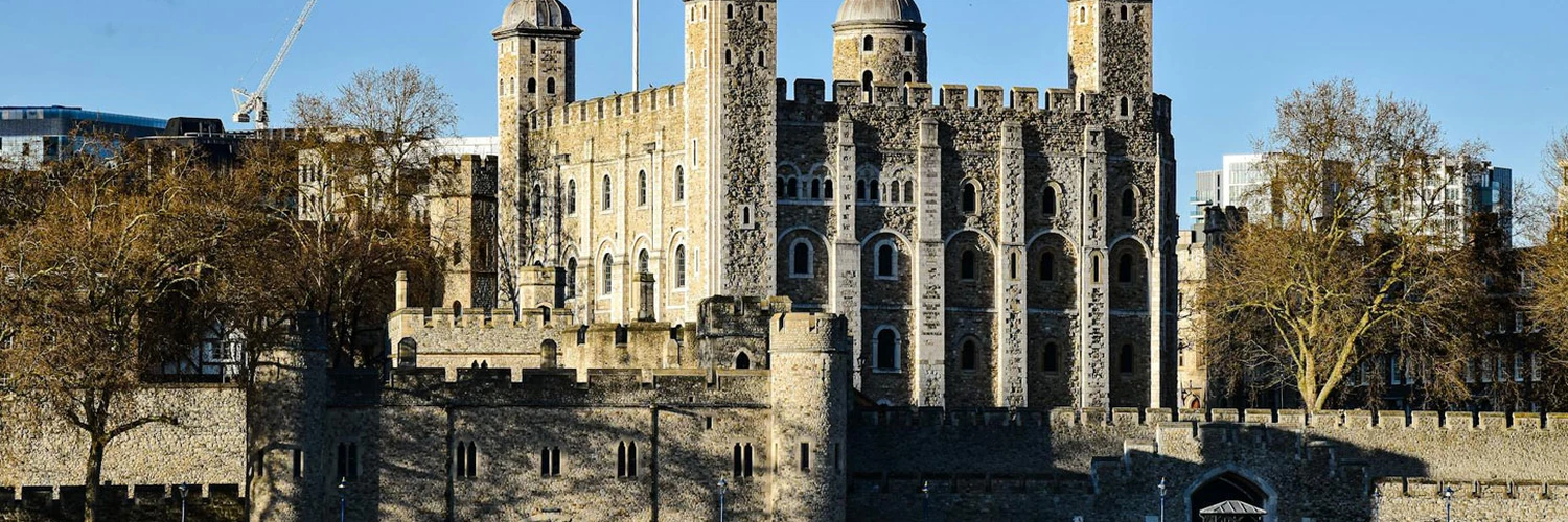 Tower of London: Londra’nın Tarihi Kalesi