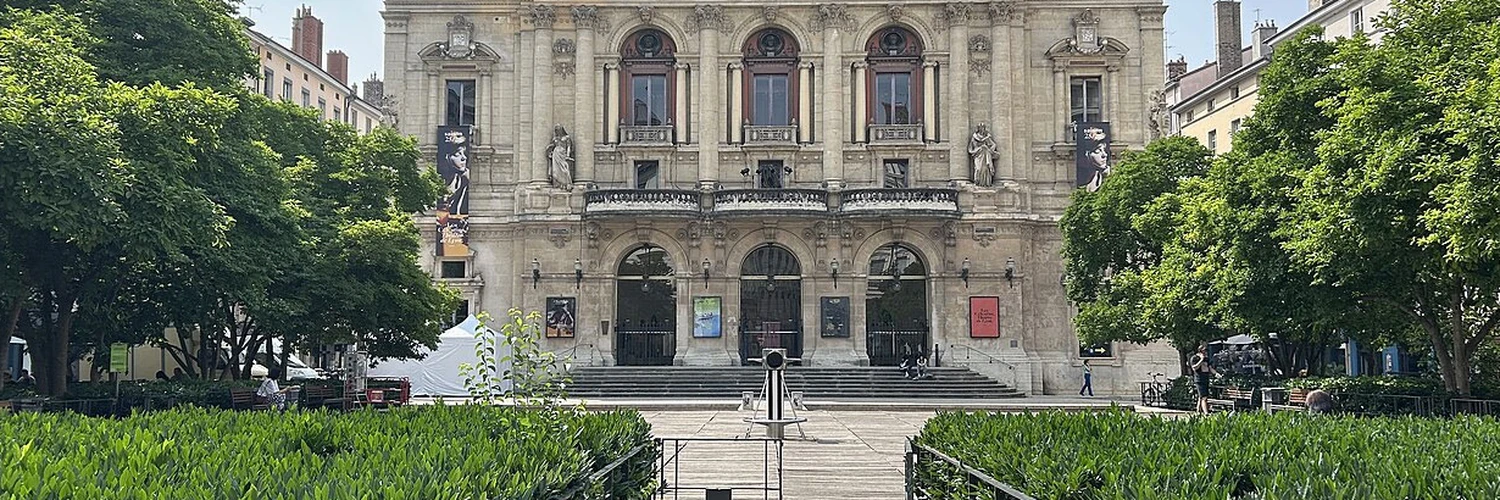 Place des Célestins: Lyon’un Zarif Tiyatro Meydanı