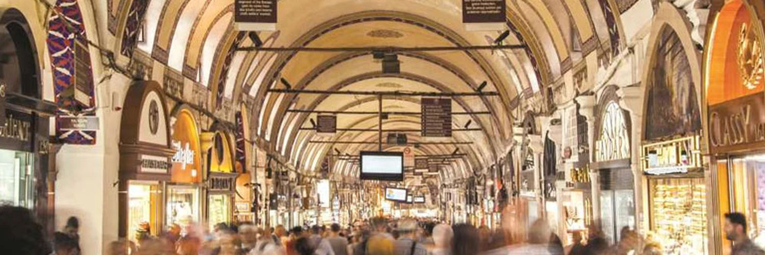 Kapalıçarşı: İstanbul’un Renkli ve Tarihi Pazarı