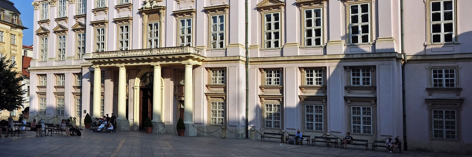Bratislava’nın En Şık Saraylarından Biri