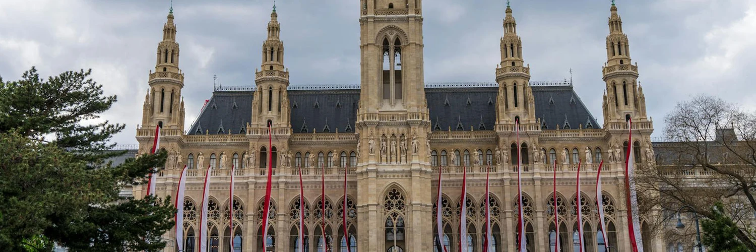 Rathaus: Viyana’nın Görkemli Belediye Binası