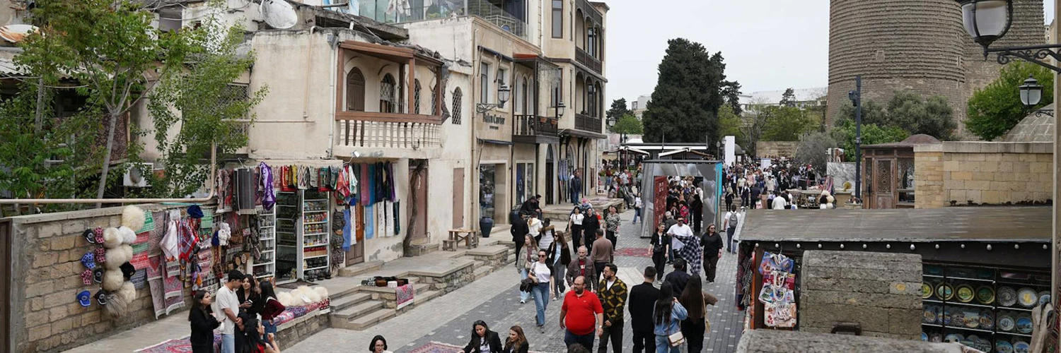 İçeri Şehir: Geçmişe Yolculuk Rotası