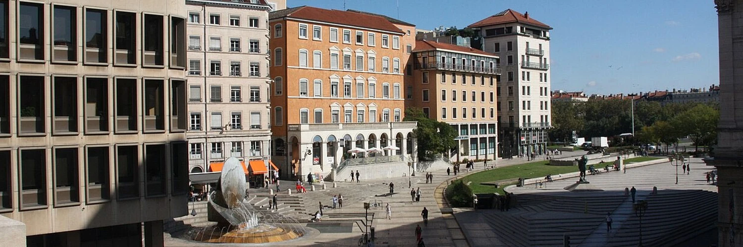 Lyon’un Modern Yüzü: Place Louis Pradel