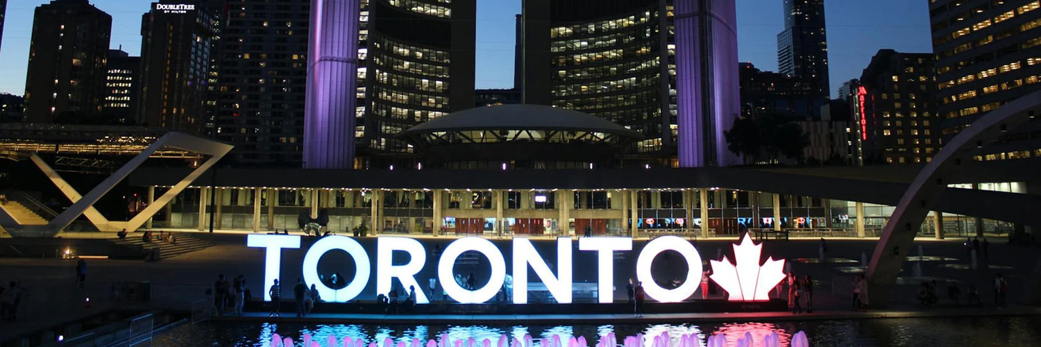 Toronto Gezilecek Yerler