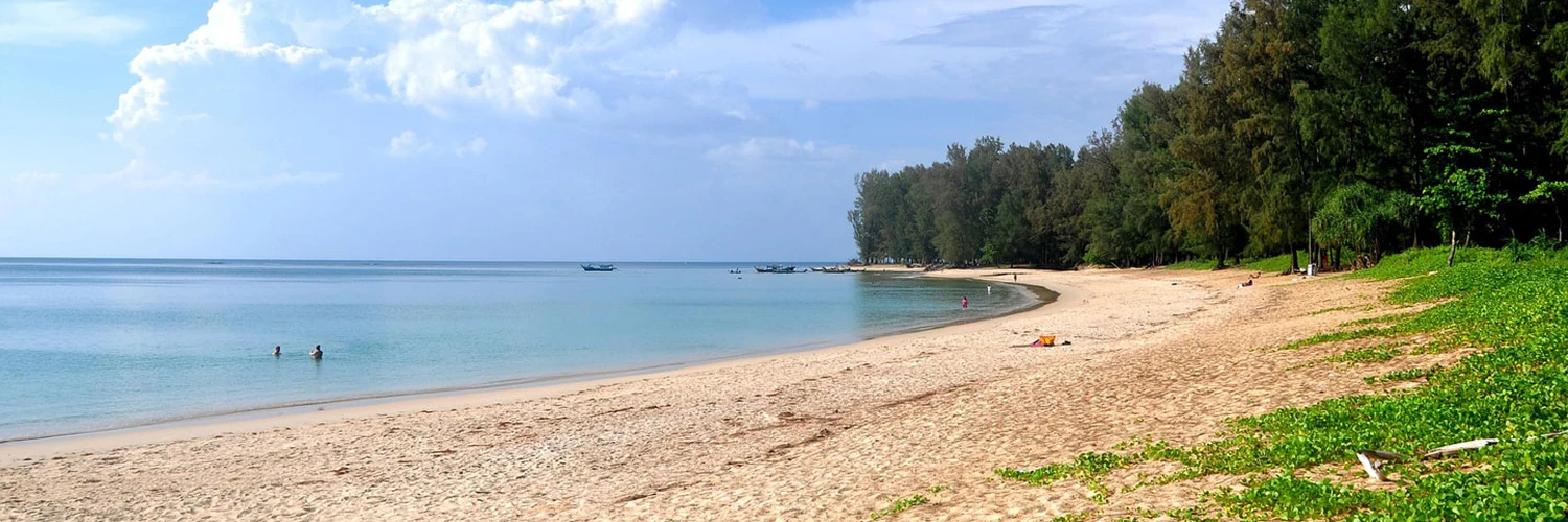 Phuket’in En Temiz Plajlarından: Nai Harn
