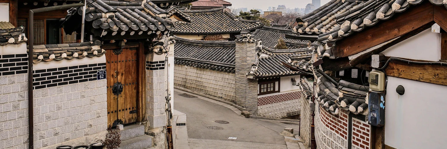 Bukchon Hanok Köyü: Seul’de Geleneksel Kore Evleri