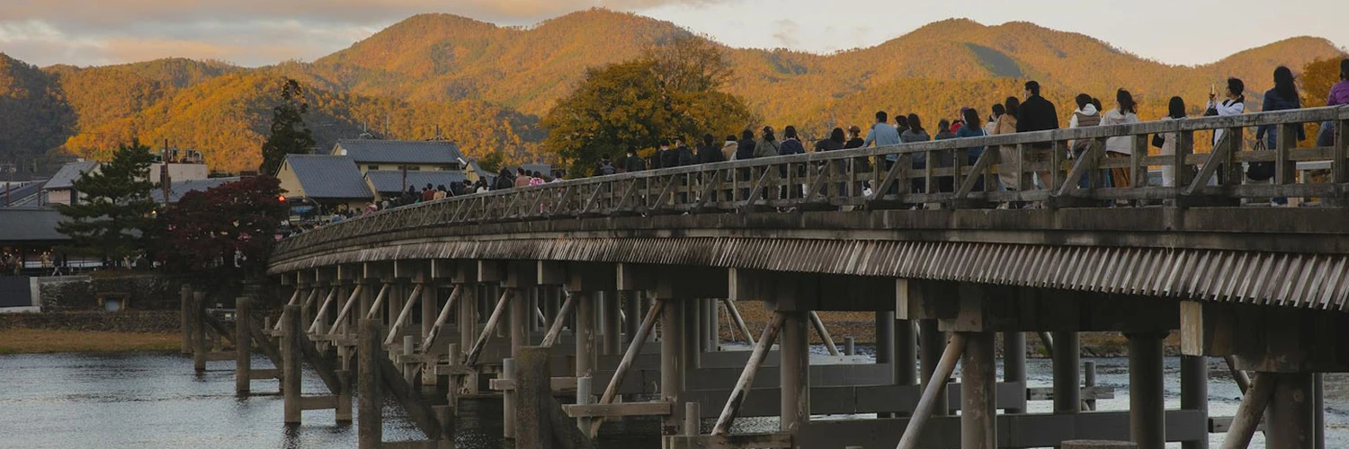 Togetsukyo Köprüsü: Arashiyama’nın Simgesi