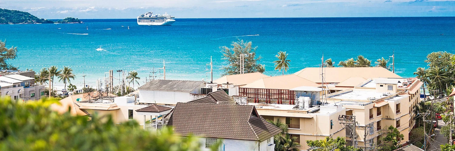 Surin Beach: Phuket’in Şık ve Temiz Plajı