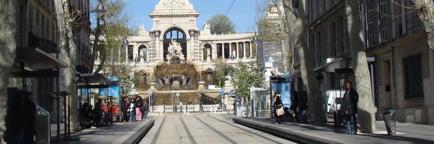 Boulevard Longchamp: Marsilya’da Zarif Bir Gezinti
