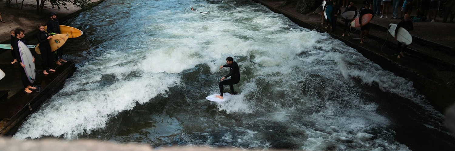 Eisbachwelle: Münih’in Kalbinde Dalga Keyfi