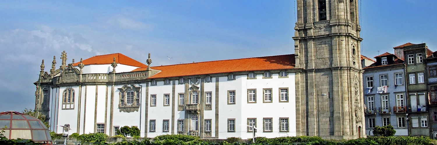 Clérigos Kulesi ve Kilisesi’ni Keşfet