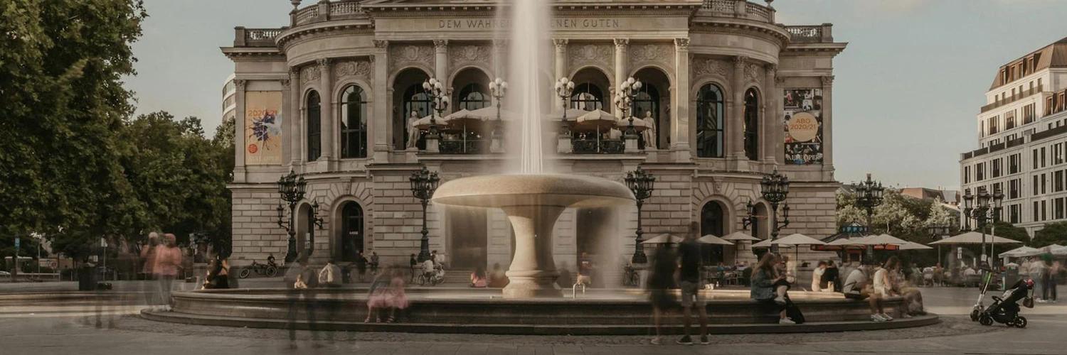 Frankfurt’un Simgesi Alte Oper’i Keşfedin