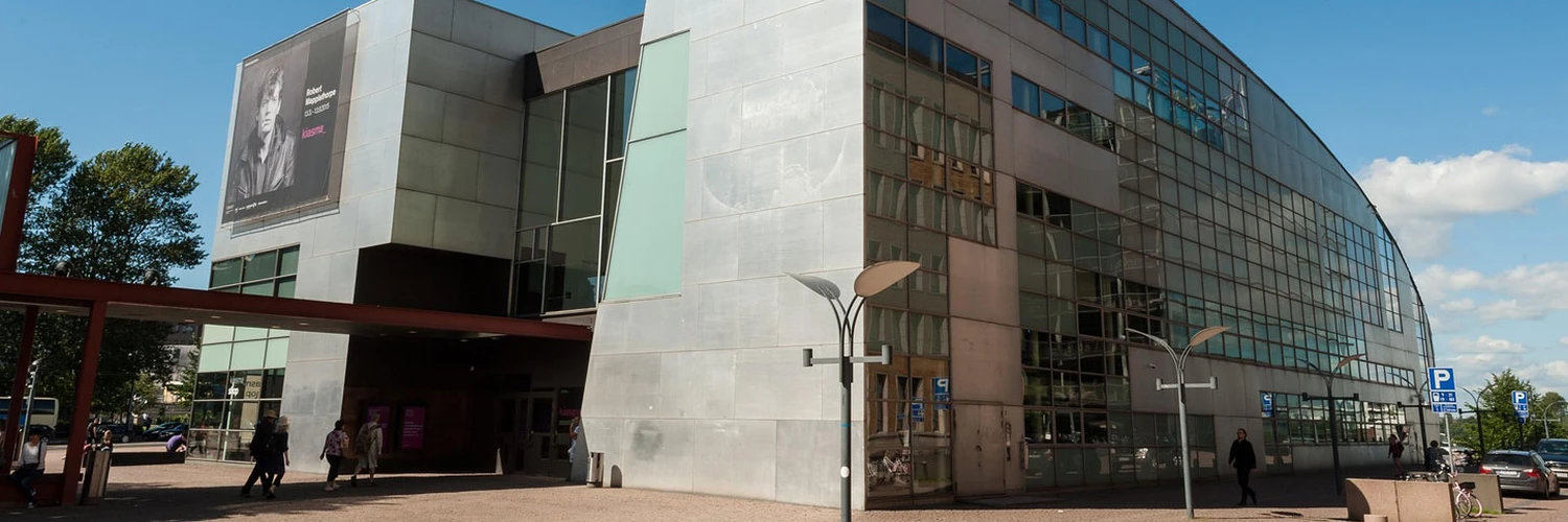 Kiasma: Helsinki’de Modern Sanat Deneyimi