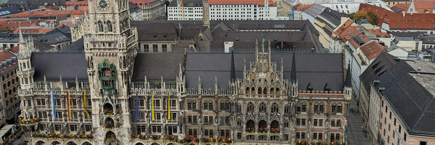 Neues Rathaus: Münih’in İhtişamlı Belediye Sarayı