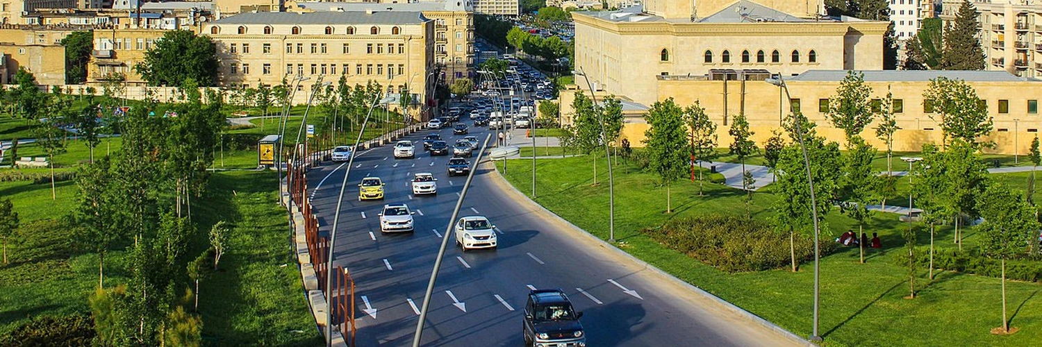 Bakü Fuzuli Parkı: Yeşil Alan ve Dinlenme Rotası