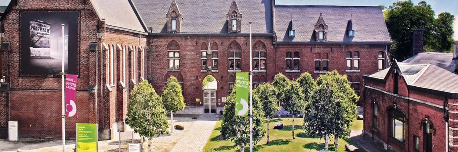 Musée de la Photographie: Paris’te Görsel Sanat Durağı