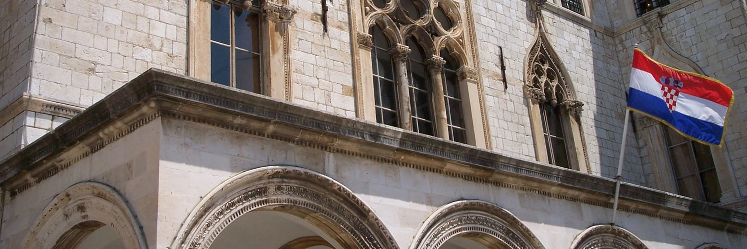 Sponza Sarayı: Dubrovnik’in Tarihi Hazinesi