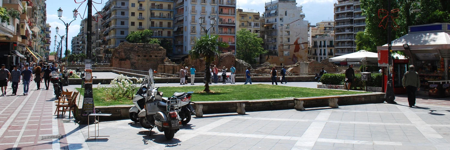 Navarinu Meydanı ve Antik Galeri Kalıntıları