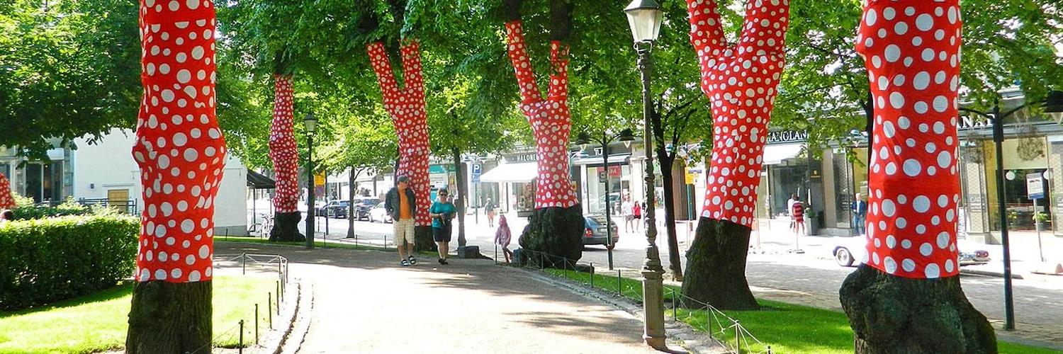 Esplanadi Park: Helsinki’nin Yeşil Kalbi