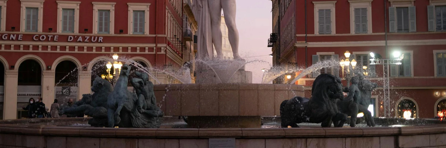 Nice’in En Fotojenik Noktası: Place Massena