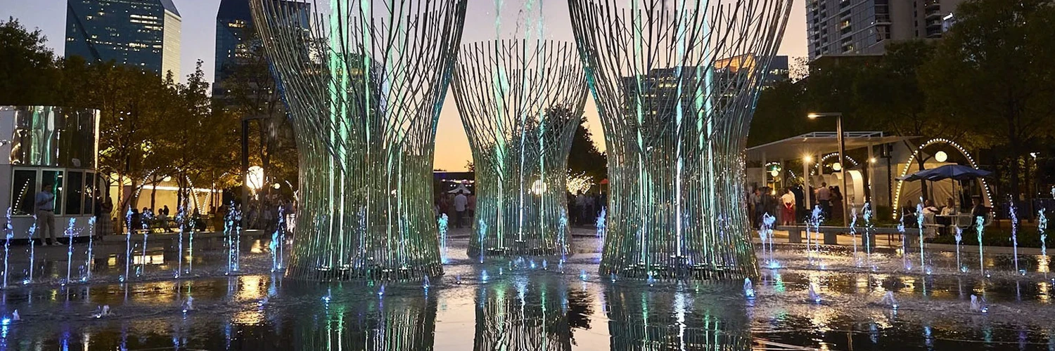 Dallas’ta Yürüyüş ve Dinlenme Noktası: Klyde Warren Park