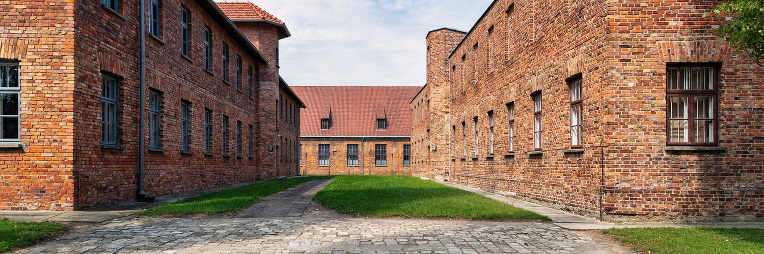 Auschwitz-Birkenau: Tarihin Unutulmaz Durağı