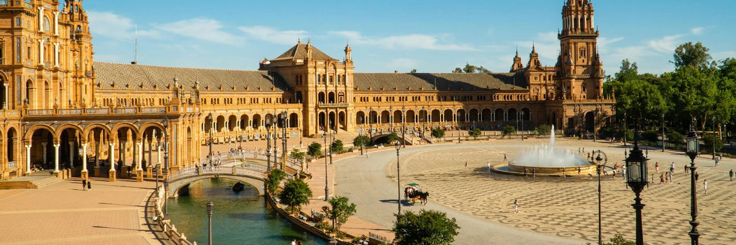 Plaza de España: Sevilla’nın İkonik Meydanı