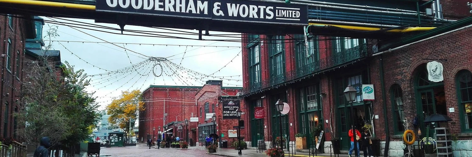 Distillery District: Toronto’nun Sanat Bölgesi