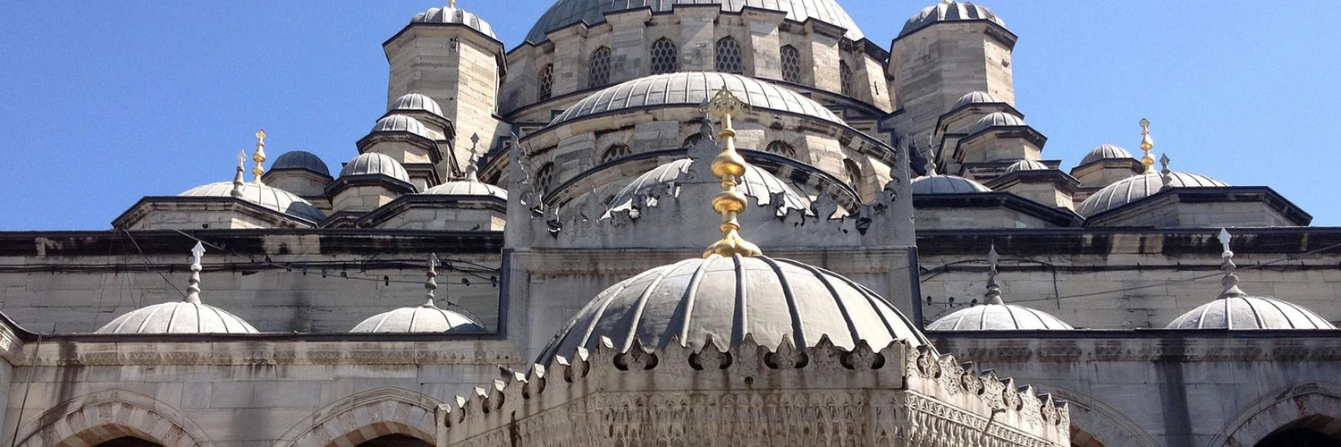 Eminönü’nün Tarihi Hazinesi: Yeni Cami