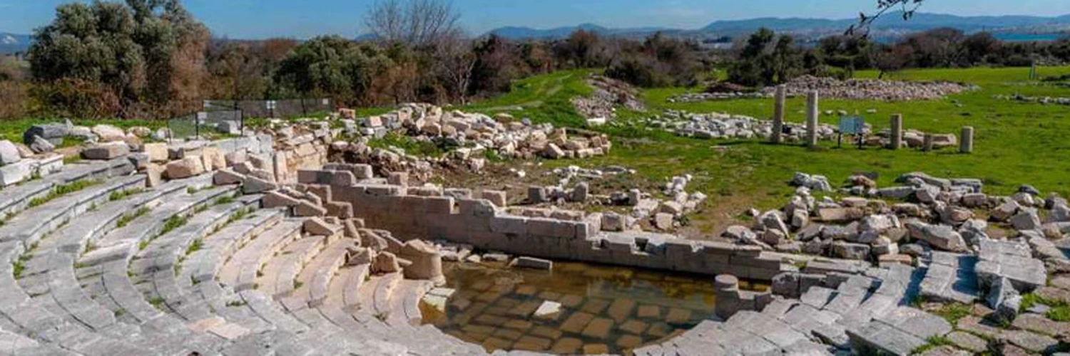 Teos Antik Kenti Gezi Rehberi ve Tarihi Detaylar