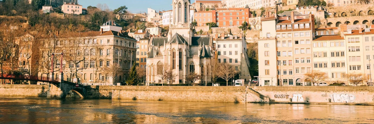 Lyon’un Tarihi Kalbi: Vieux Lyon Gezisi