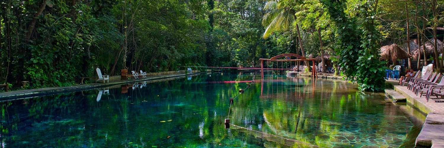La Fuente Natura: Monterrey’de Ünlü Çeşme
