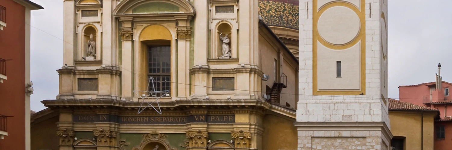 Sainte-Réparate Katedrali: Şehrin Tarihi Simge Yapısı