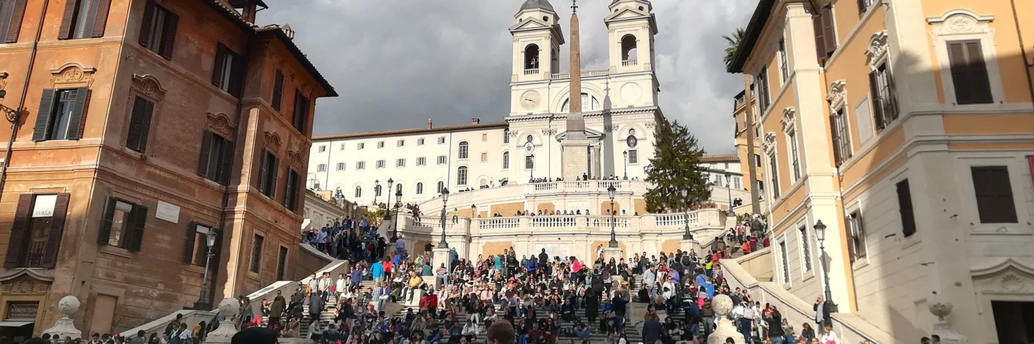 Roma’nın Ünlü Noktası: İspanyol Merdivenleri