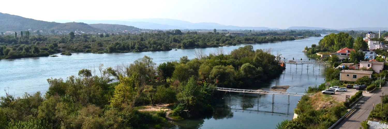 Buna Nehri: Arnavutluk’un Doğal Güzelliği