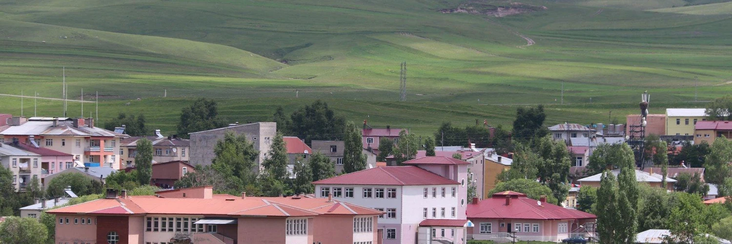 Hanak'ta Gezilecek Yerler