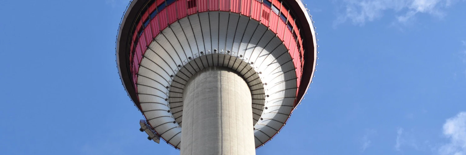 Calgary Tower’da Cam Zemin Deneyimi
