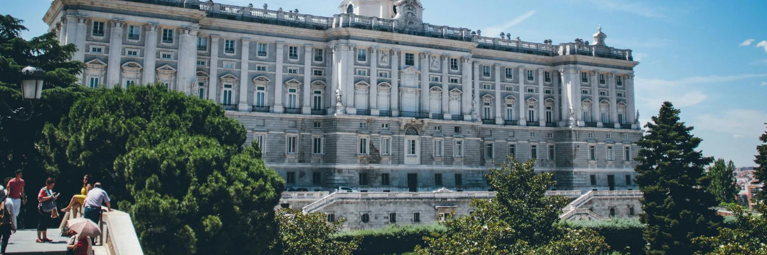 Madrid Kraliyet Sarayı: İspanya’nın Görkemi