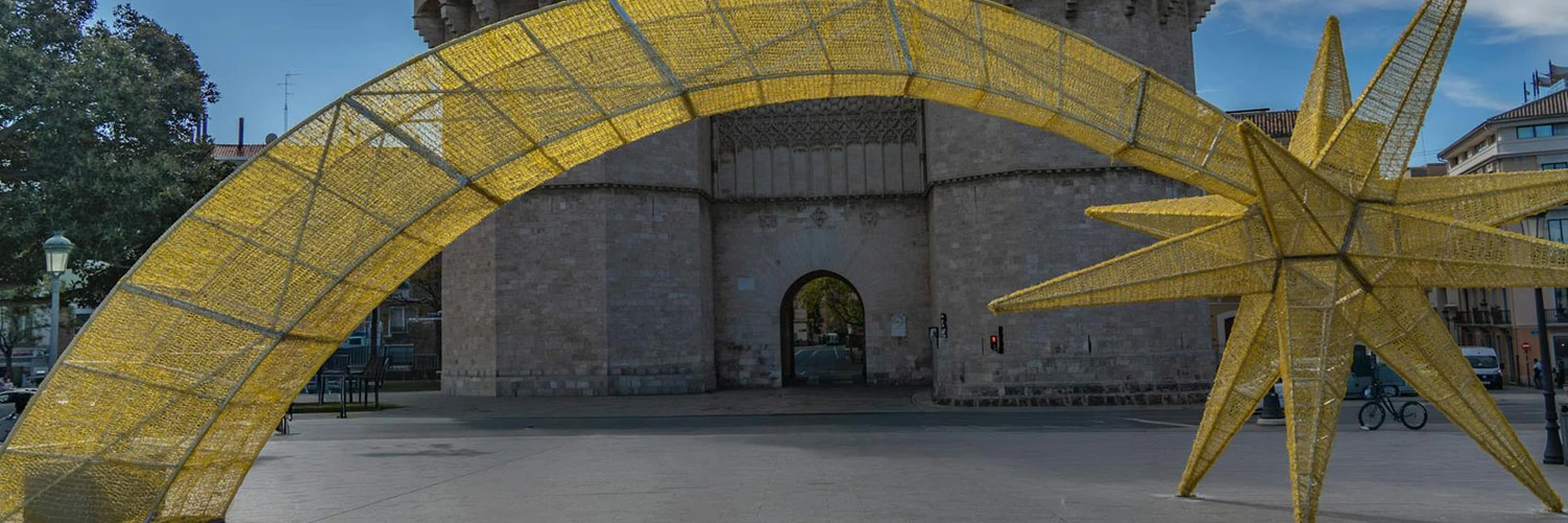 Torres de Serranos: Valencia’nın Tarihi Kapısı