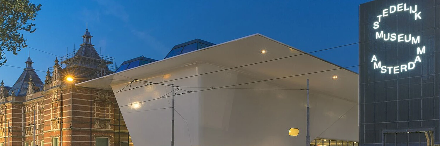 Stedelijk Museum: Renk, Form ve İlham Dolu Bir Yer