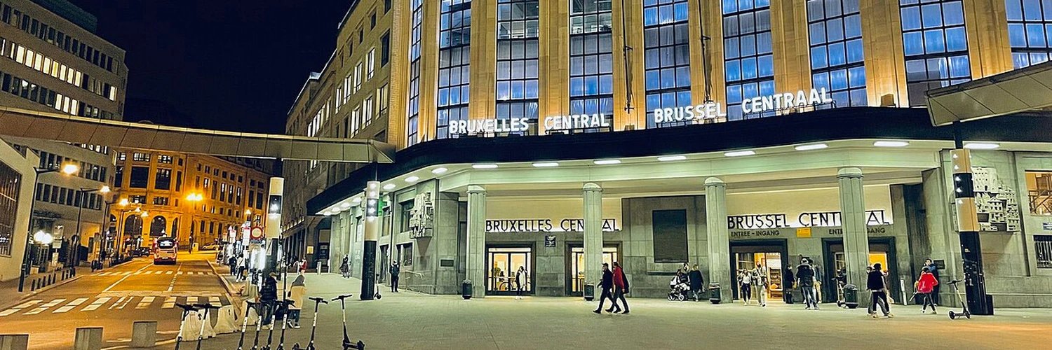 Brüksel’de Ulaşımın Kalbi: Centraal Garı
