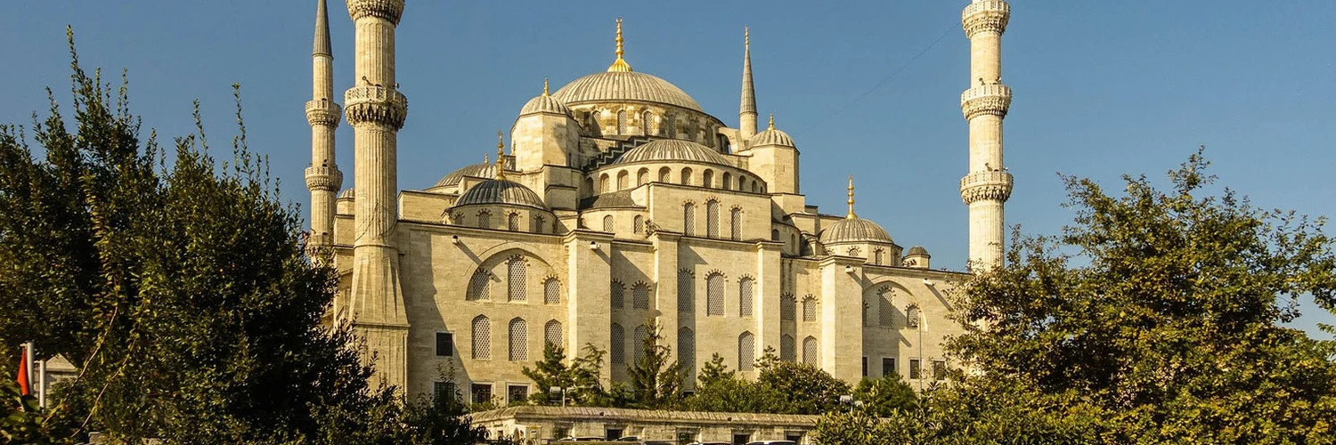 Sultan Ahmet Camisi Gezi Rehberi ve Tarihi