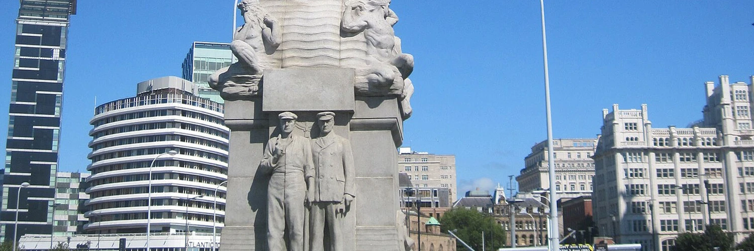 Titanic Memorial: Liverpool’un Tarihi Anıtı