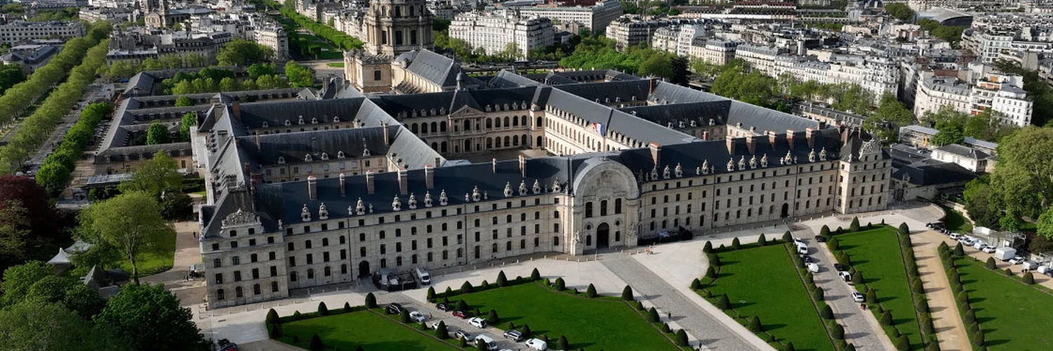 Les Invalides: Napolyon’dan Günümüze Tarih Deneyimi