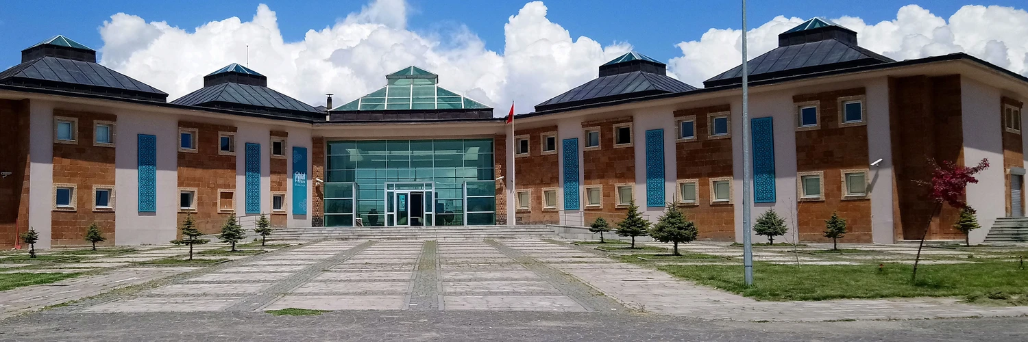 Ahlat Müzesi: Tarih ve Kültür Rehberi