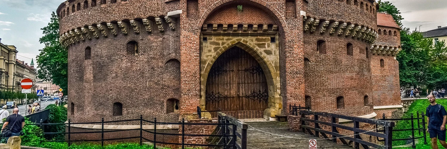 Krakow Barbakanı: Orta Çağ’dan Günümüze