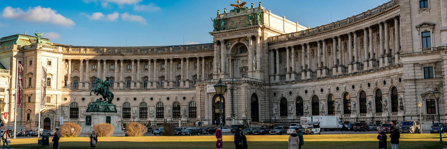Hofburg Sarayı: Viyana’nın İmparatorluk Kalbi