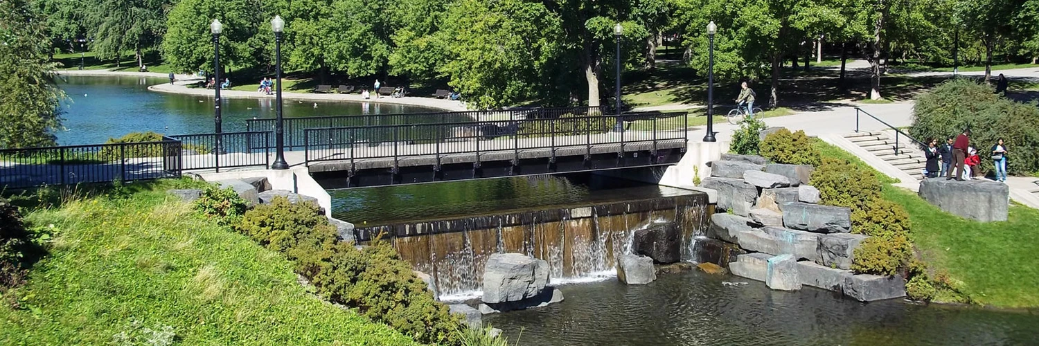 La Fontaine Parkı: Montreal’in Yeşil Alanı