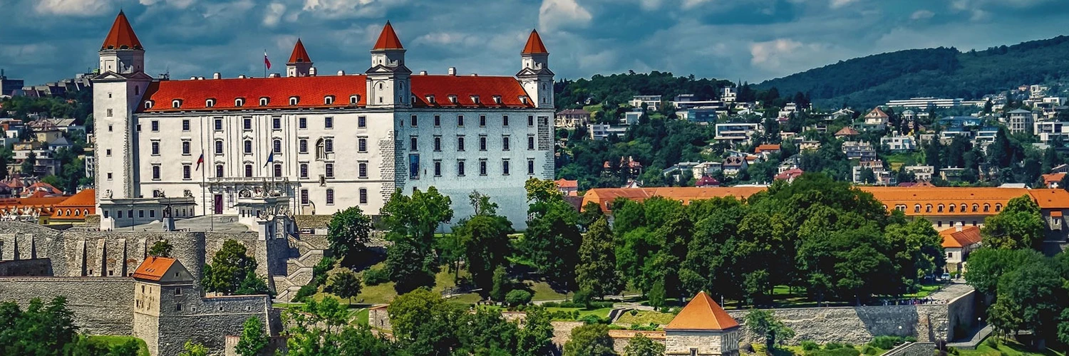 Bratislava’da Tarihi Kale Keşfi