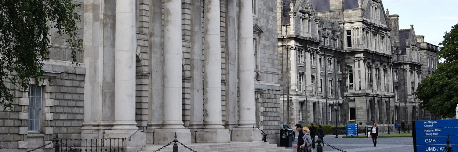 İrlanda’nın En Ünlü Üniversitesi: Trinity College